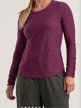 Title Nine Grace Long Sleeve Tee